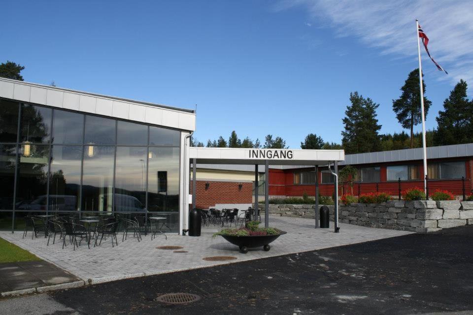 Slobrua Gjestegard Skarnes Stasjonsby Esterno foto